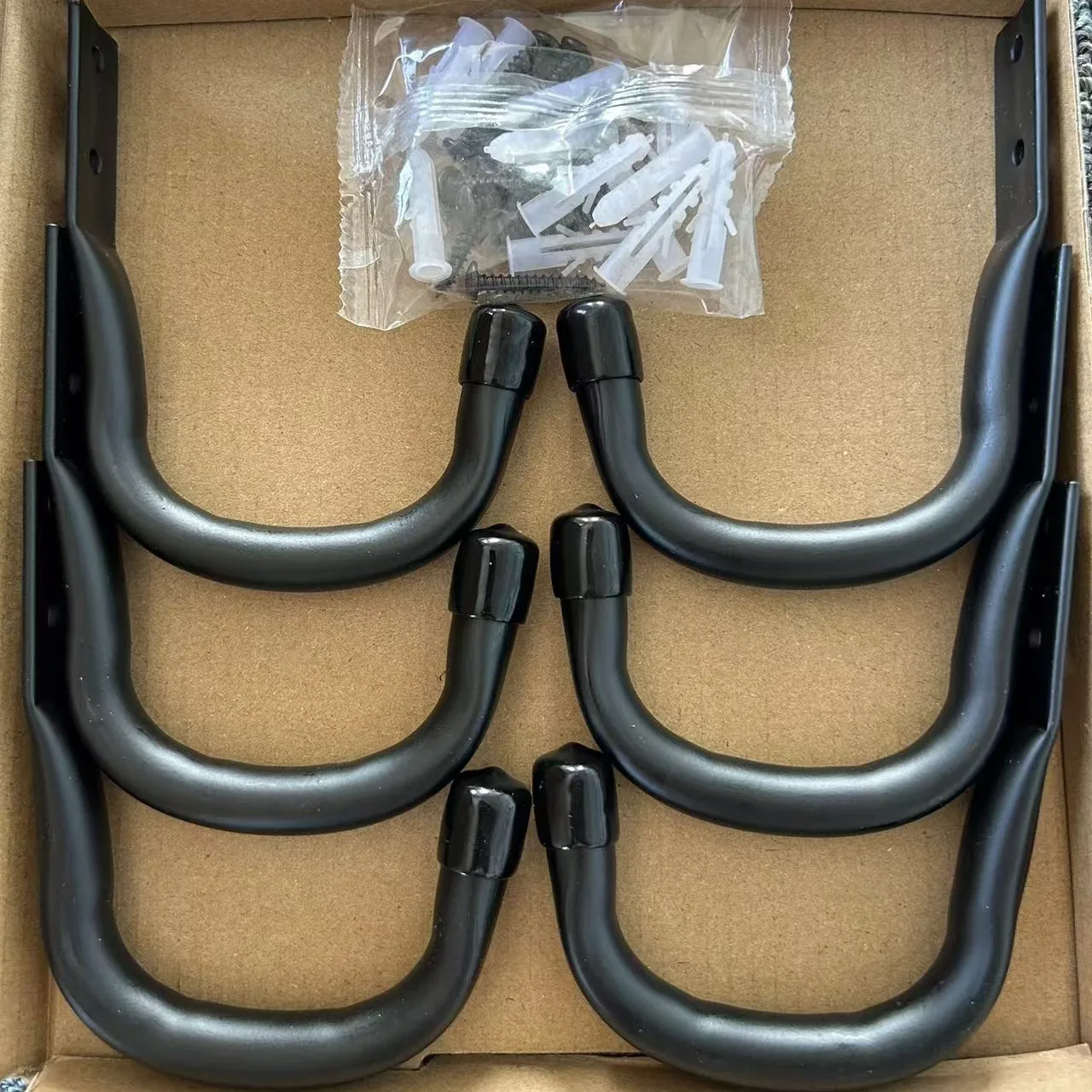 Uchwyt ścienny na rower z hacz – Cycling Gear Wall Hanger recenzja i cena